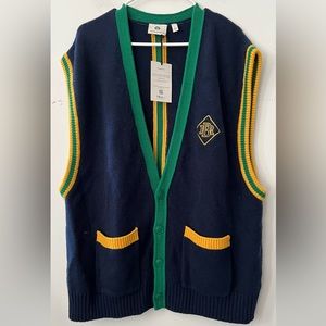 Banana Republic Athletics Vest in Large